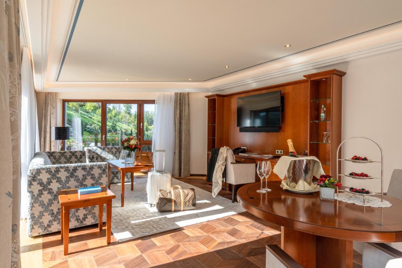 Hotel Dollenberg บาด ปีเตอร์สตัล กรีสบาค ภายนอก รูปภาพ